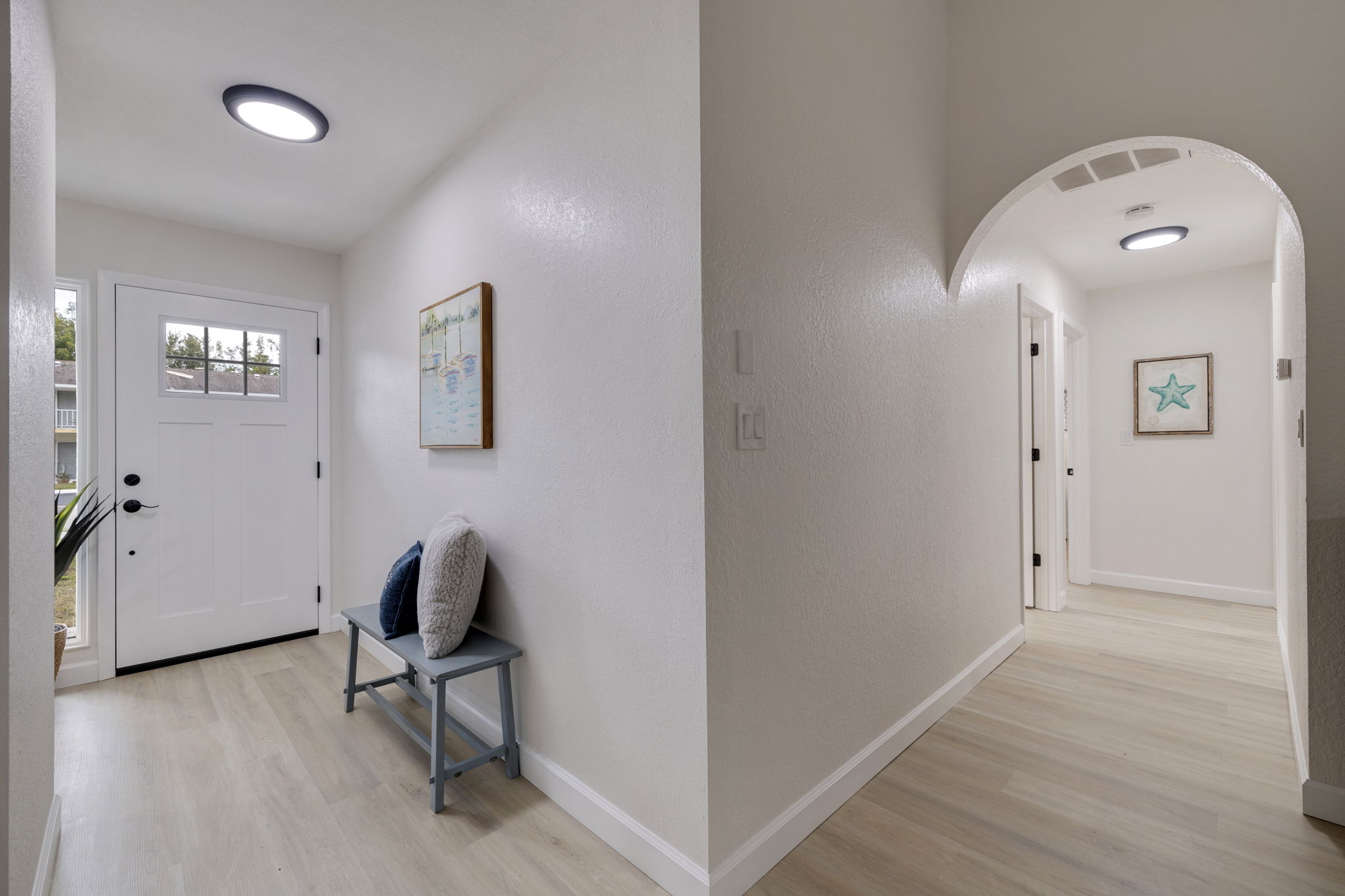 AB3_1904 Rainbow Dr-24