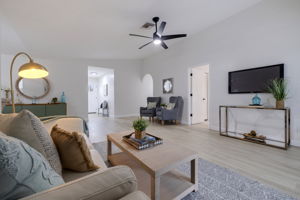 AB3_1904 Rainbow Dr-17