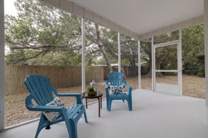 AB3_1904 Rainbow Dr-30