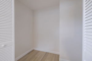 AB3_1904 Rainbow Dr-27