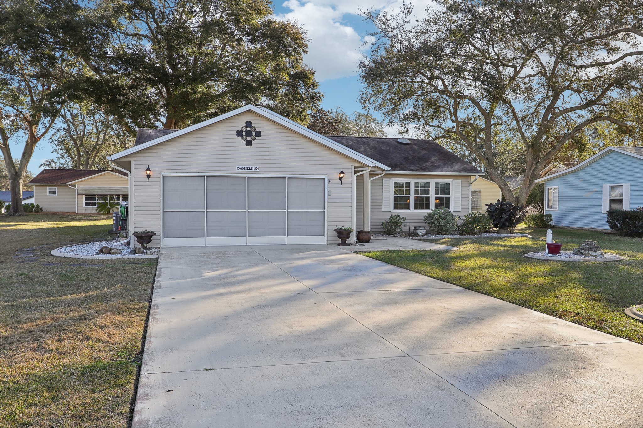 Tweed Ct-002.jpg