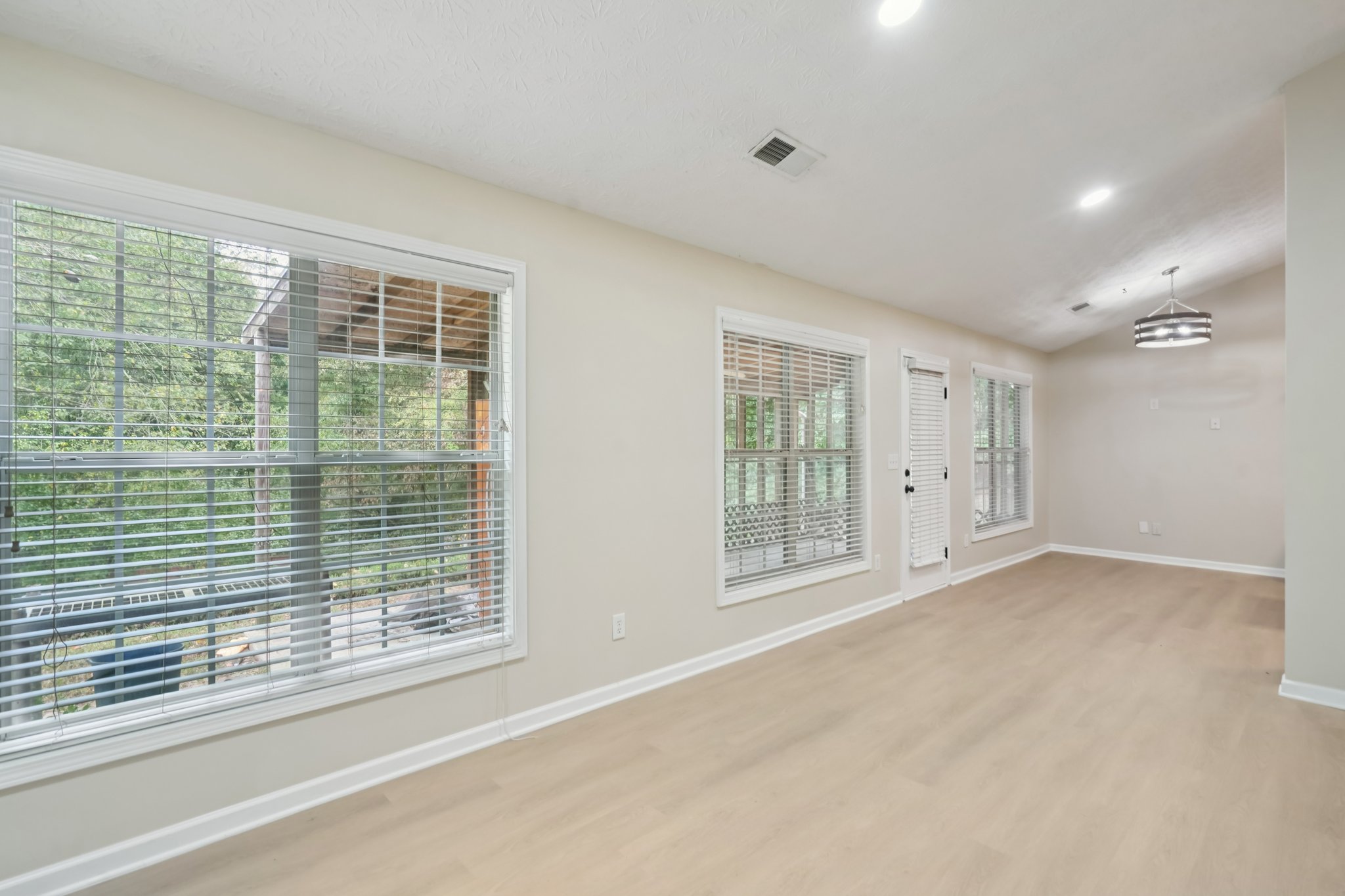 Cedar Walk Ln-S1010-016.jpg