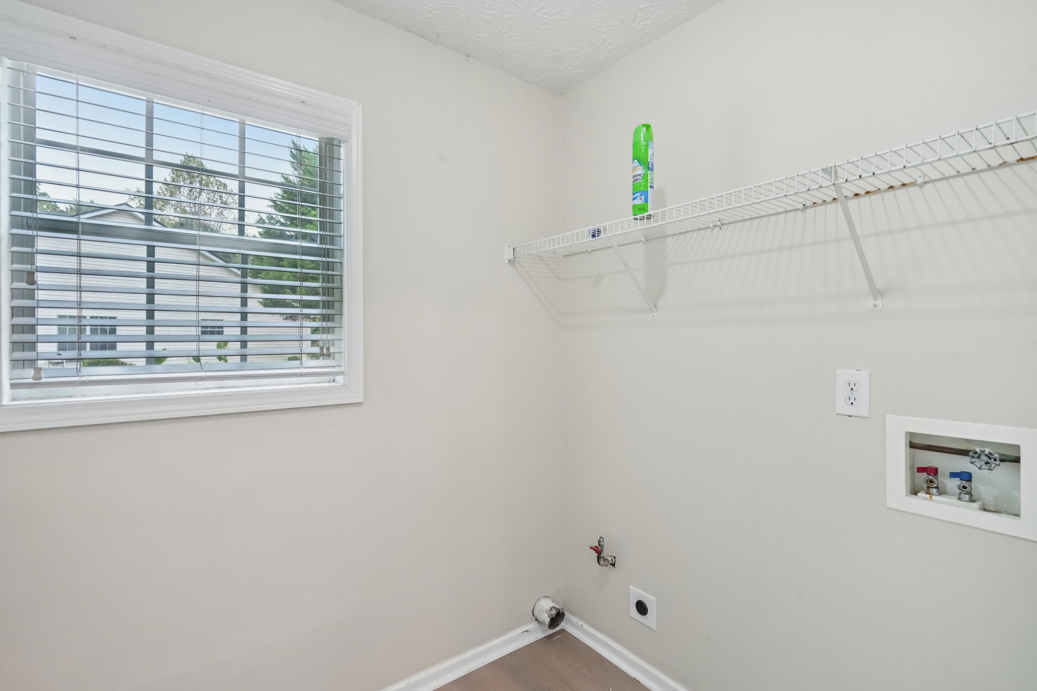 Cedar Walk Ln-S1010-021.jpg