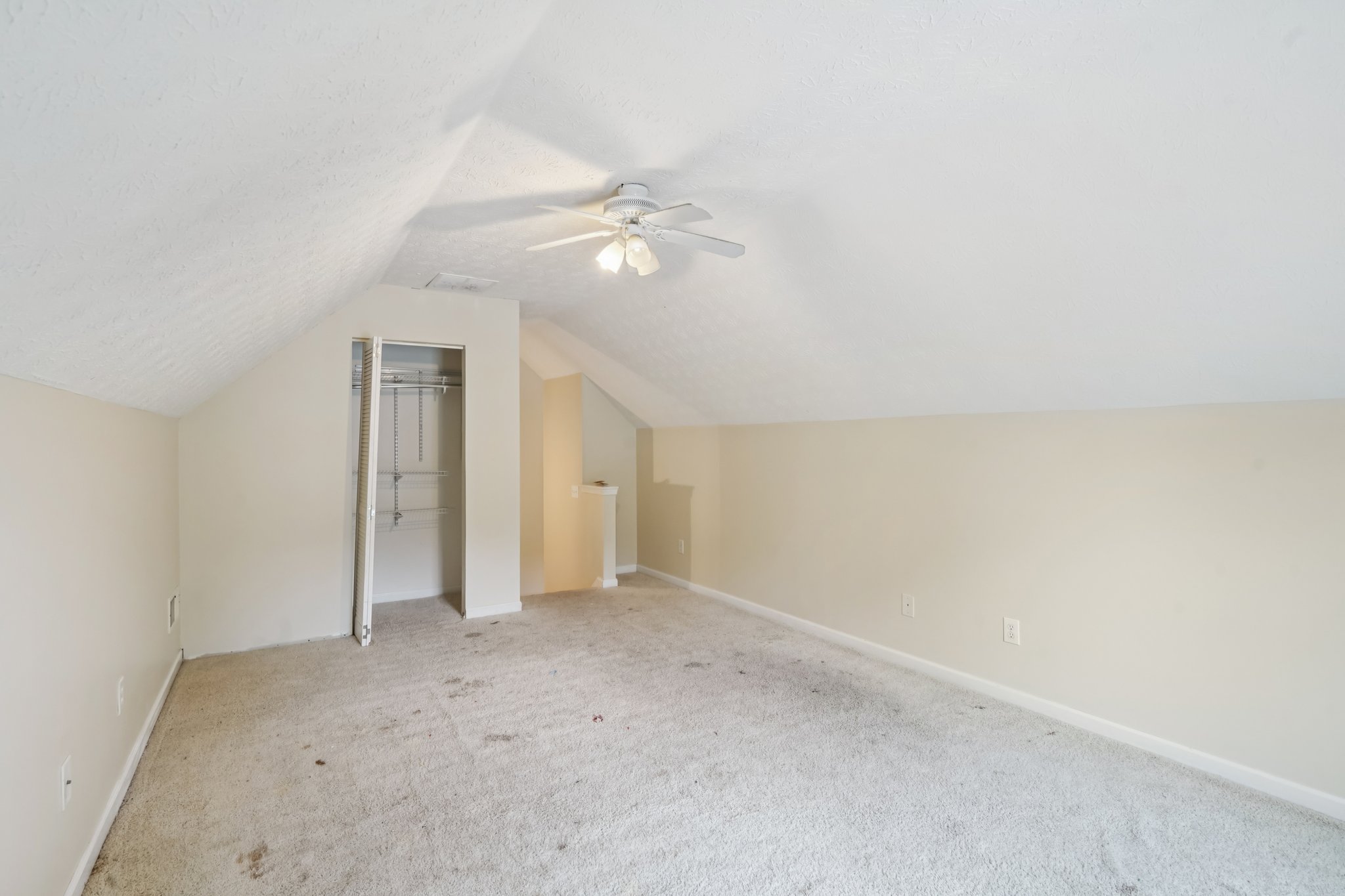 Cedar Walk Ln-S1010-024.jpg