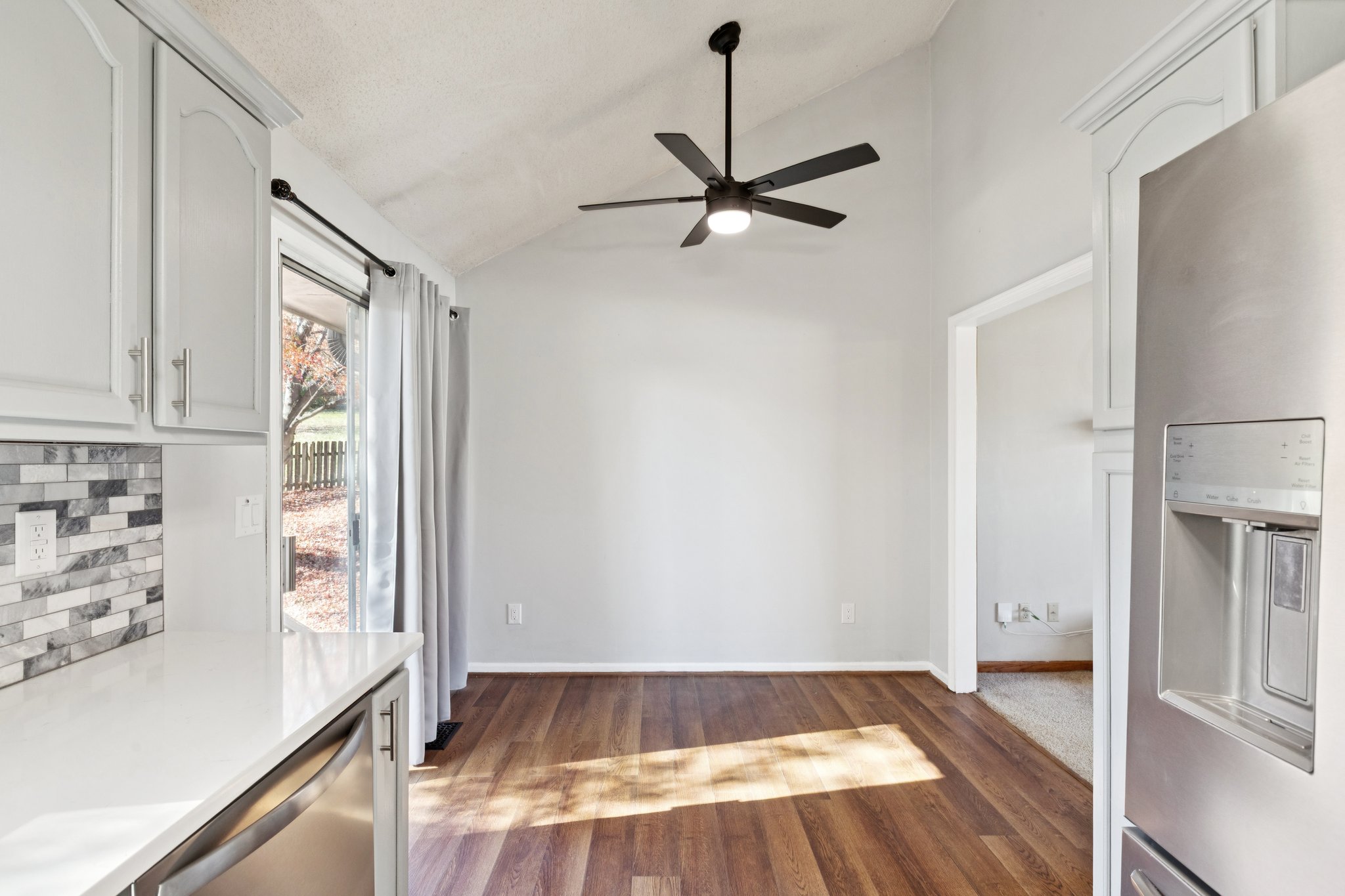 7446 - 1905 Claywoods Pkwy_013.jpg