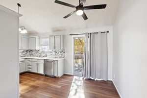 7446 - 1905 Claywoods Pkwy_009.jpg