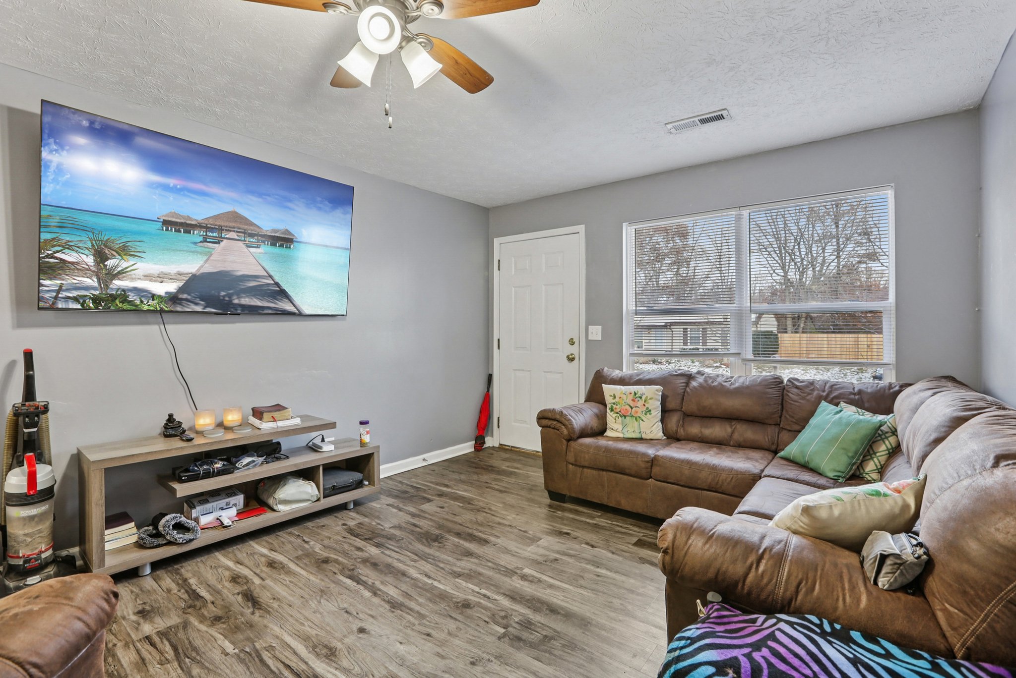 E Balsam Ct-S1211-006.jpg