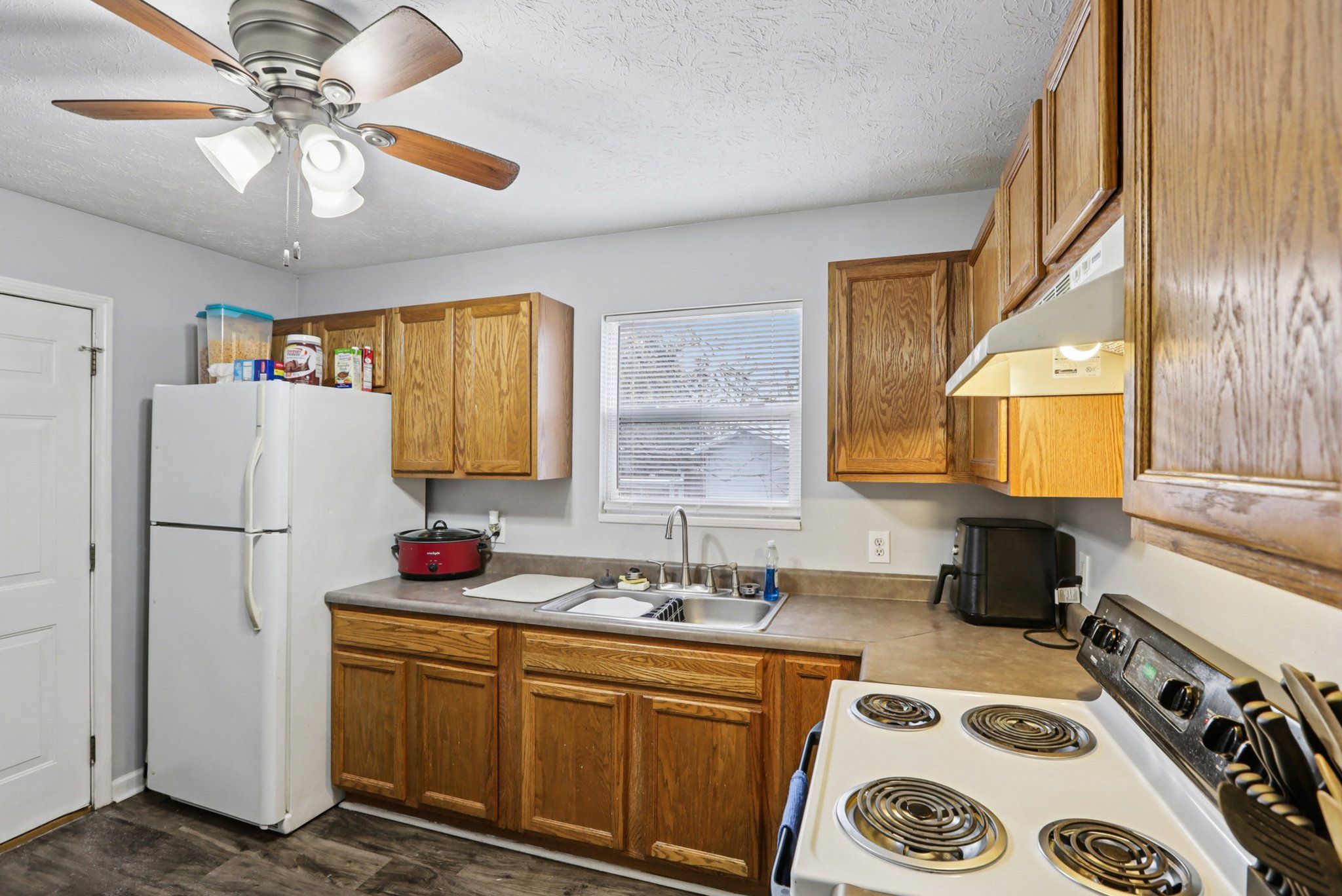 E Balsam Ct-S1211-008.jpg