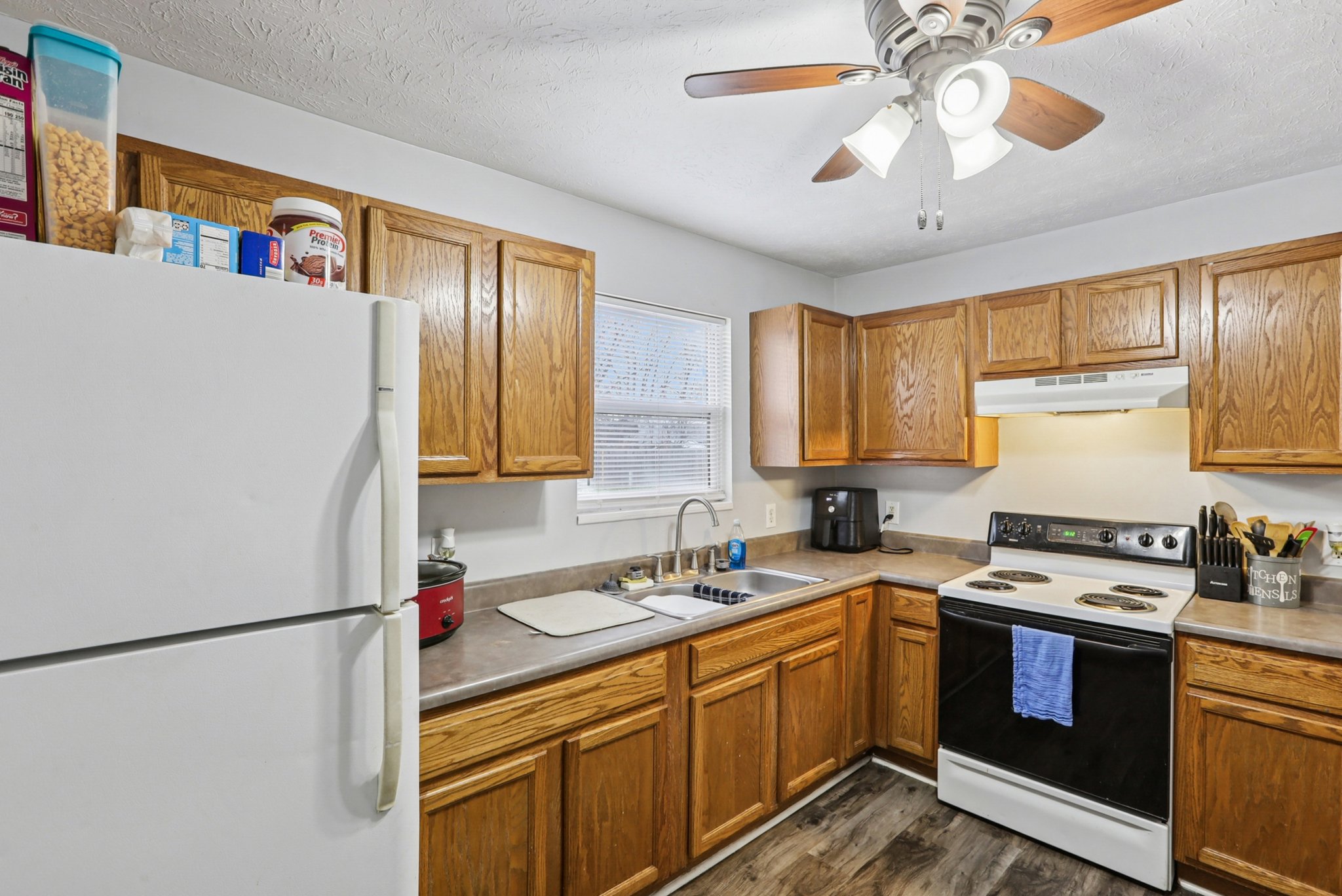 E Balsam Ct-S1211-009.jpg