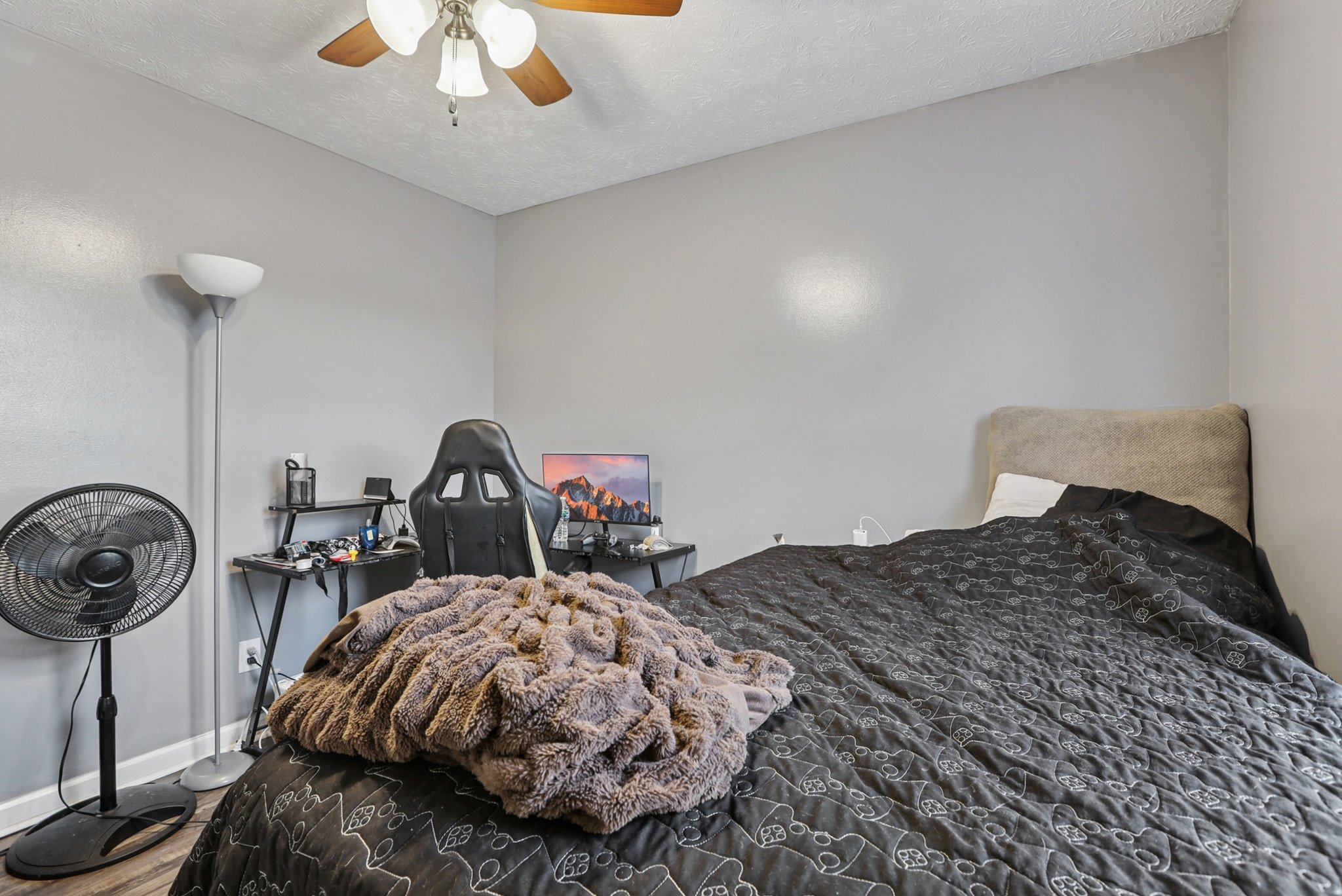 E Balsam Ct-S1211-021.jpg