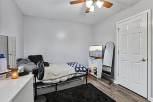 E Balsam Ct-S1211-016.jpg