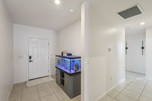 NE 17th Ave-S0912-004.jpg