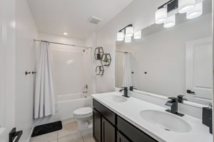 NE 17th Ave-S0912-014.jpg