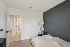 NE 17th Ave-S0912-020.jpg