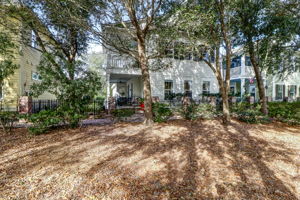 Welcome to 1905 Perimeter Park Road West