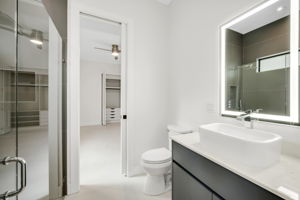 Guest Bath 3