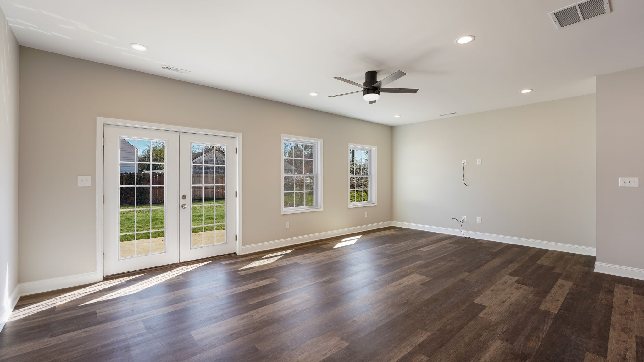 1906 Maple Ave, Croydon, PA 19021 Bright House Photo