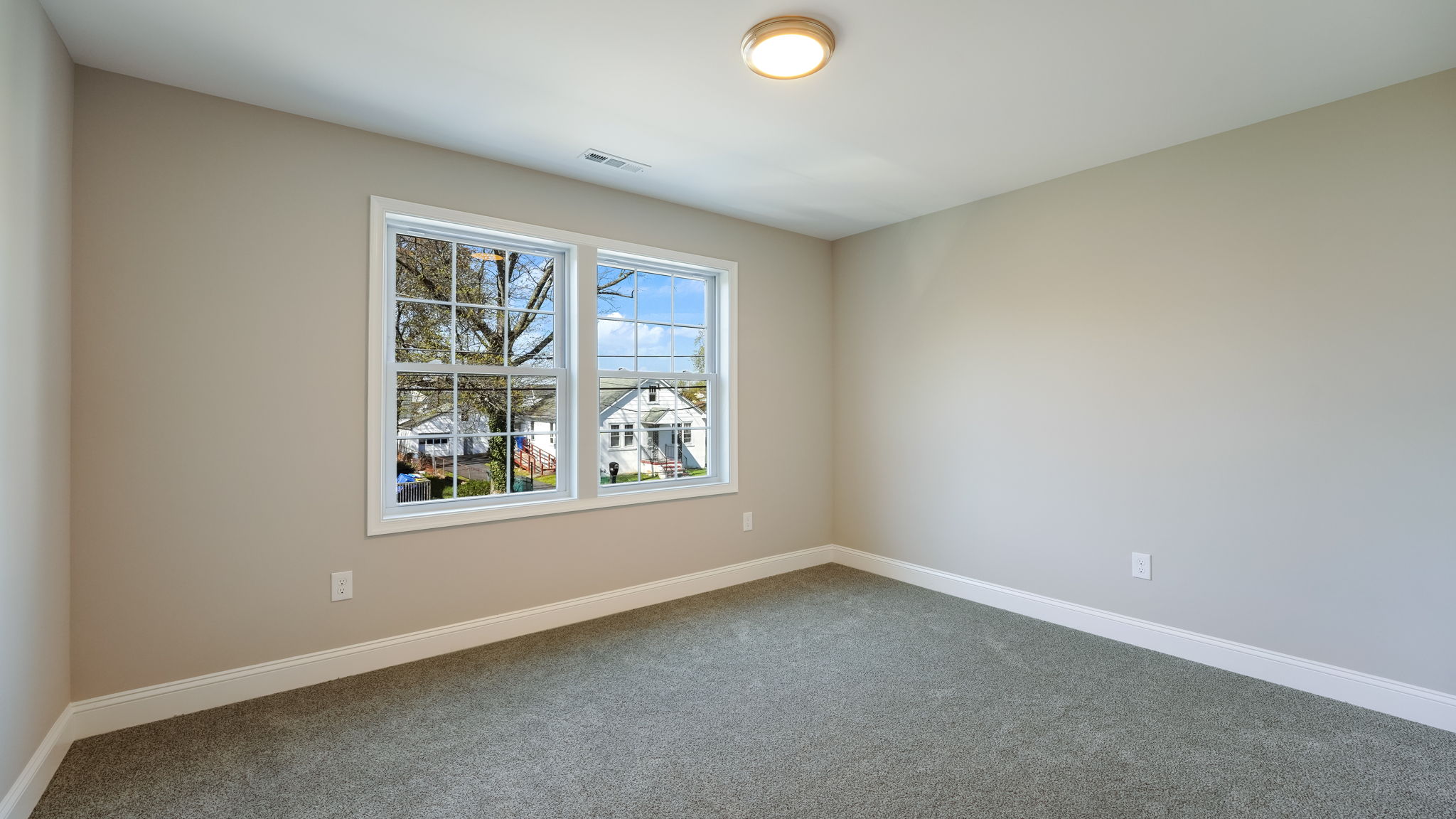 1906 Maple Ave, Croydon, PA 19021 Bright House Photo