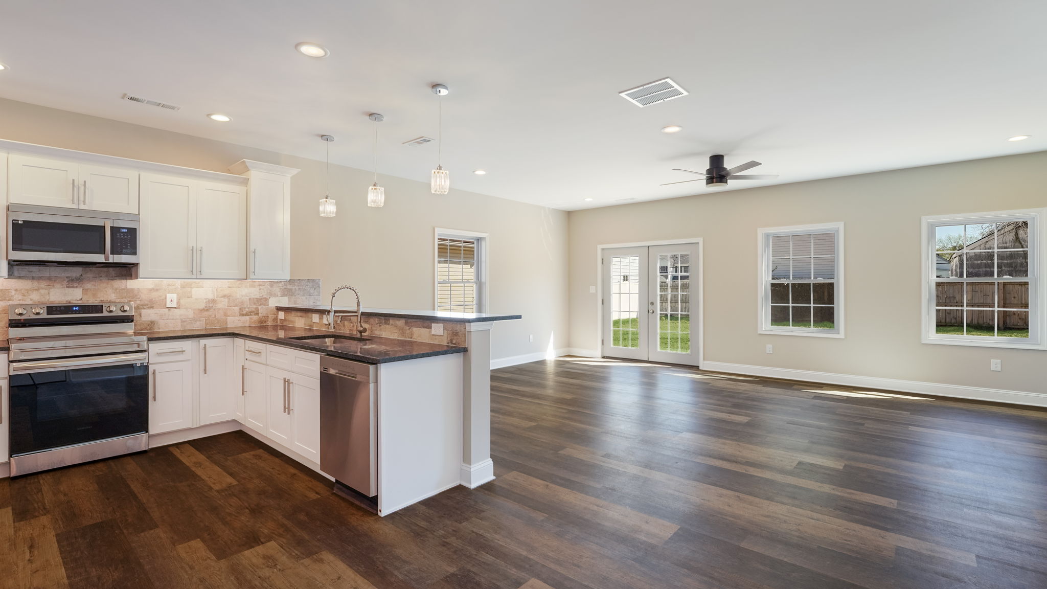 1906 Maple Ave, Croydon, PA 19021 Bright House Photo