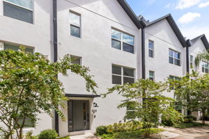  Photo 0