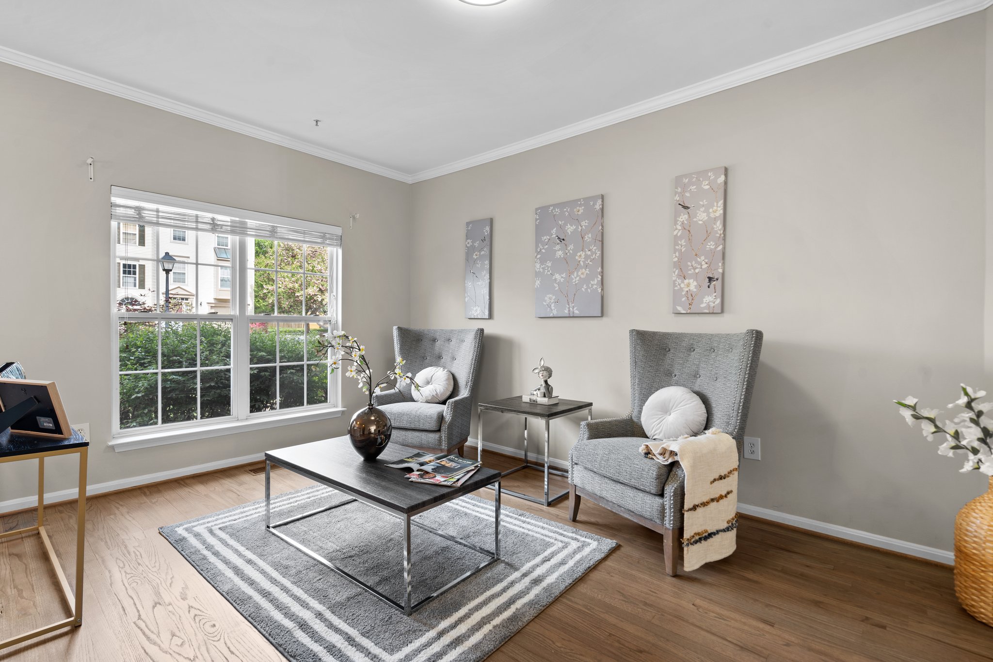 03. 19064 Sawyer Terrace.jpg