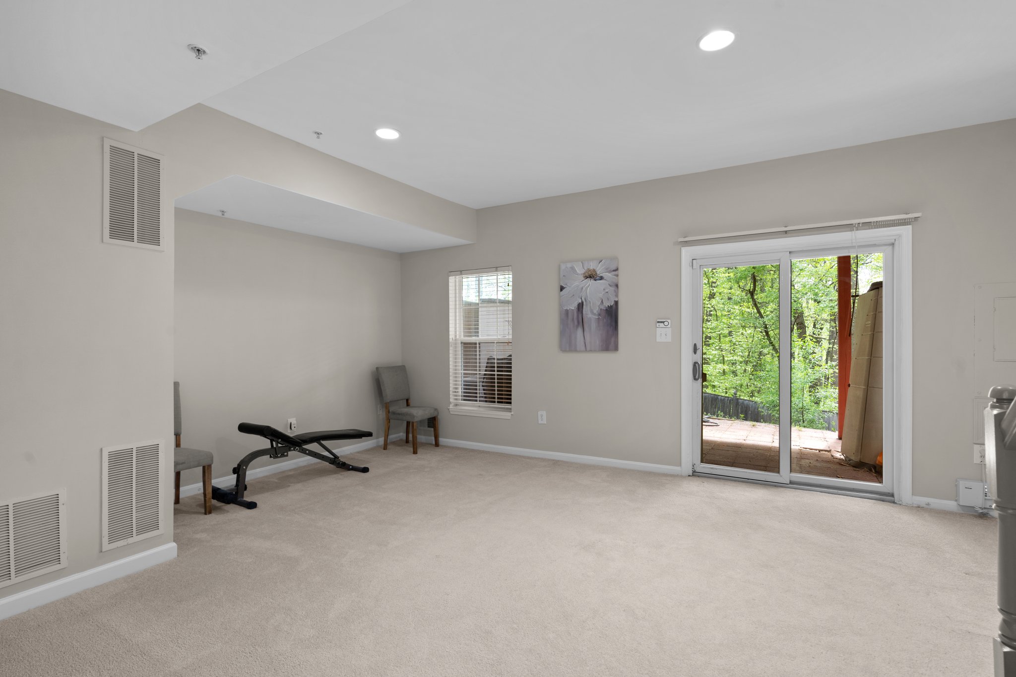 23. 19064 Sawyer Terrace.jpg