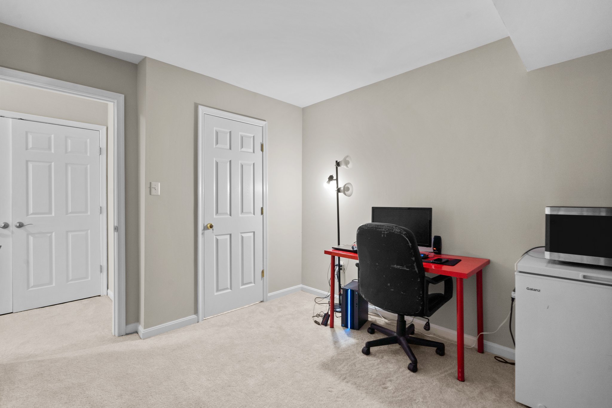 27. 19064 Sawyer Terrace.jpg