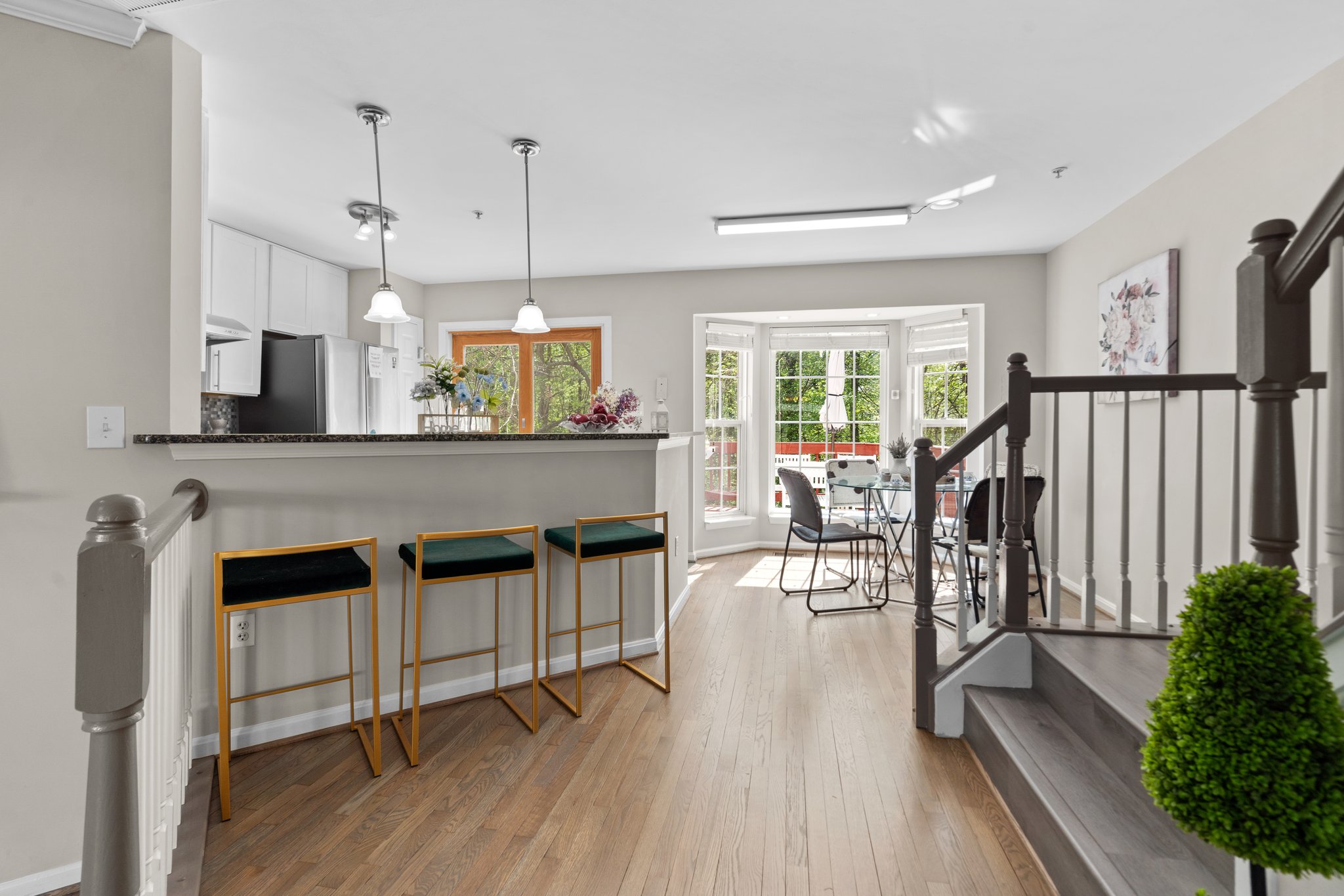 07. 19064 Sawyer Terrace.jpg