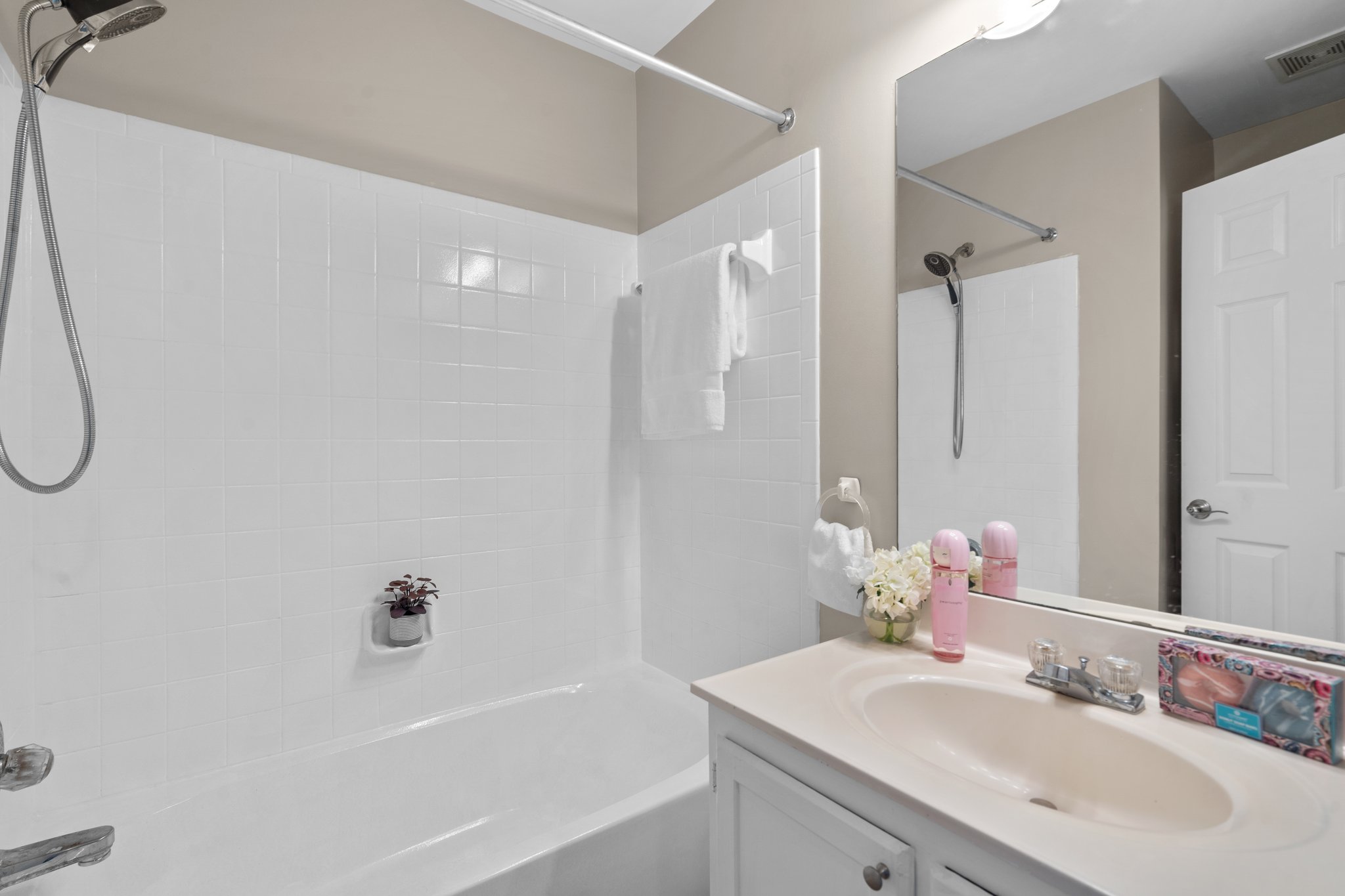 16. 19064 Sawyer Terrace.jpg