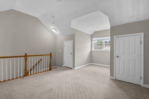 20. 19064 Sawyer Terrace.jpg