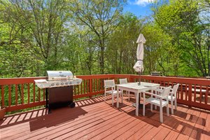 29. 19064 Sawyer Terrace.jpg