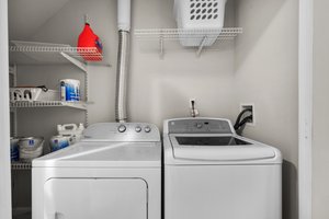 28. 19064 Sawyer Terrace.jpg