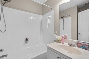 16. 19064 Sawyer Terrace.jpg