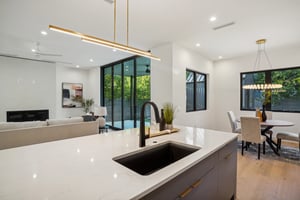 Collier St-020.jpg