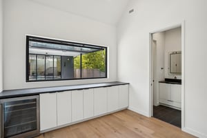 Collier St-039.jpg