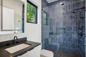 Collier St-041.jpg