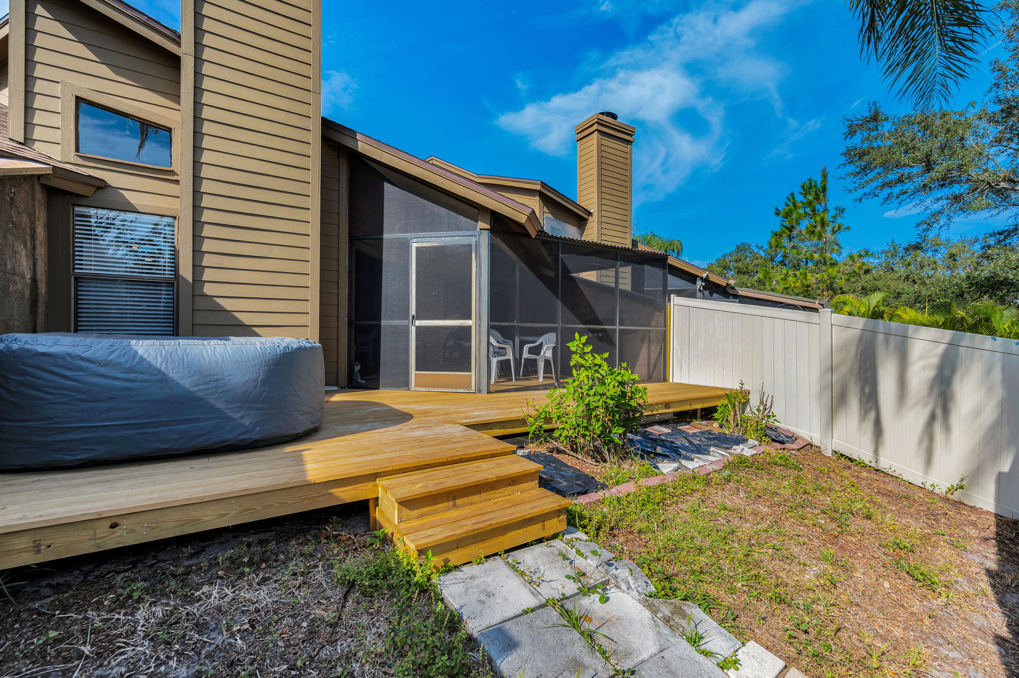 Deck and Backyard2