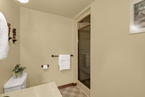  Photo 30