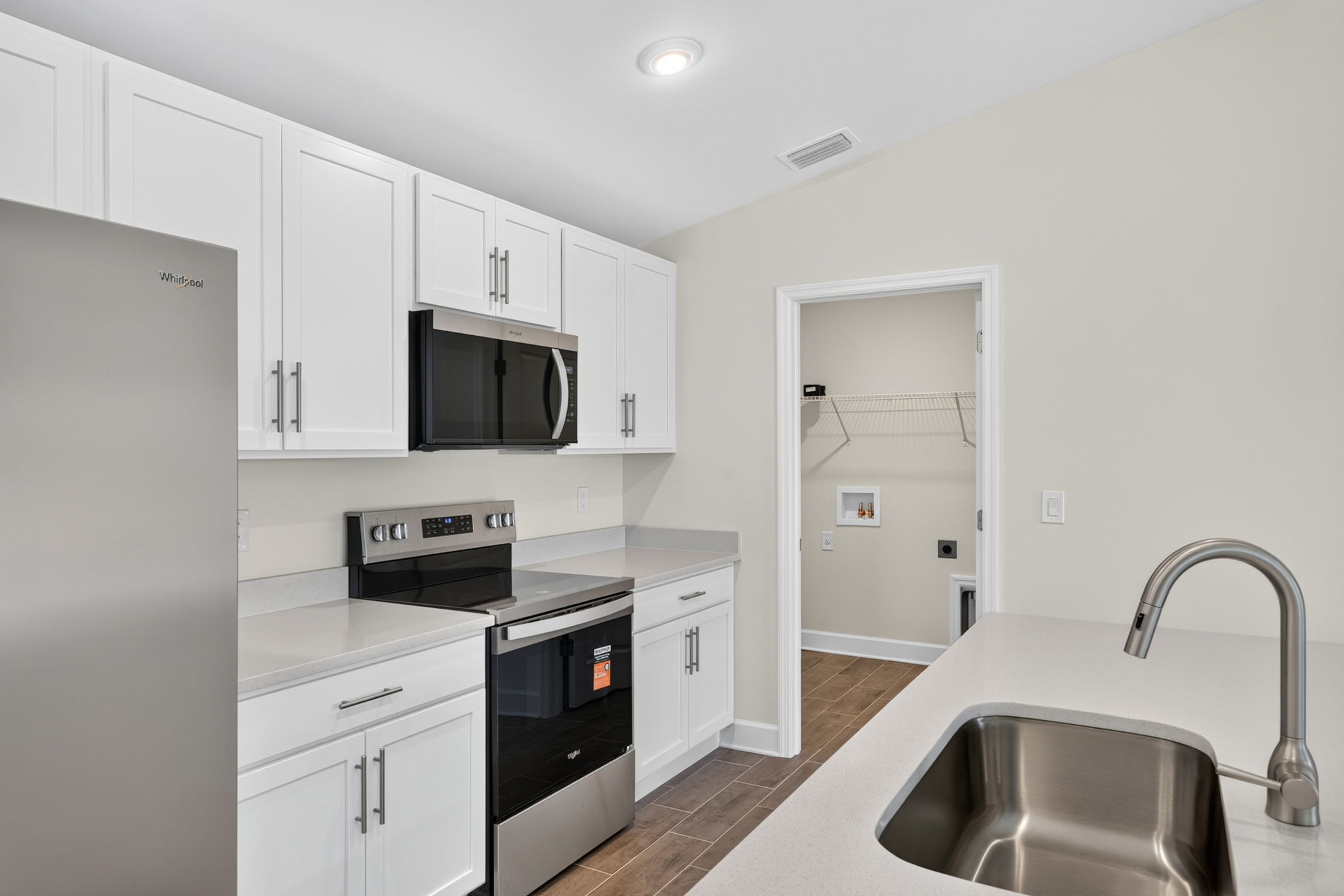 Kitchen 1 of 4