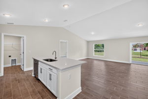 Kitchen 4 of 4