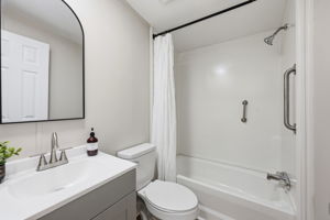  Photo 49
