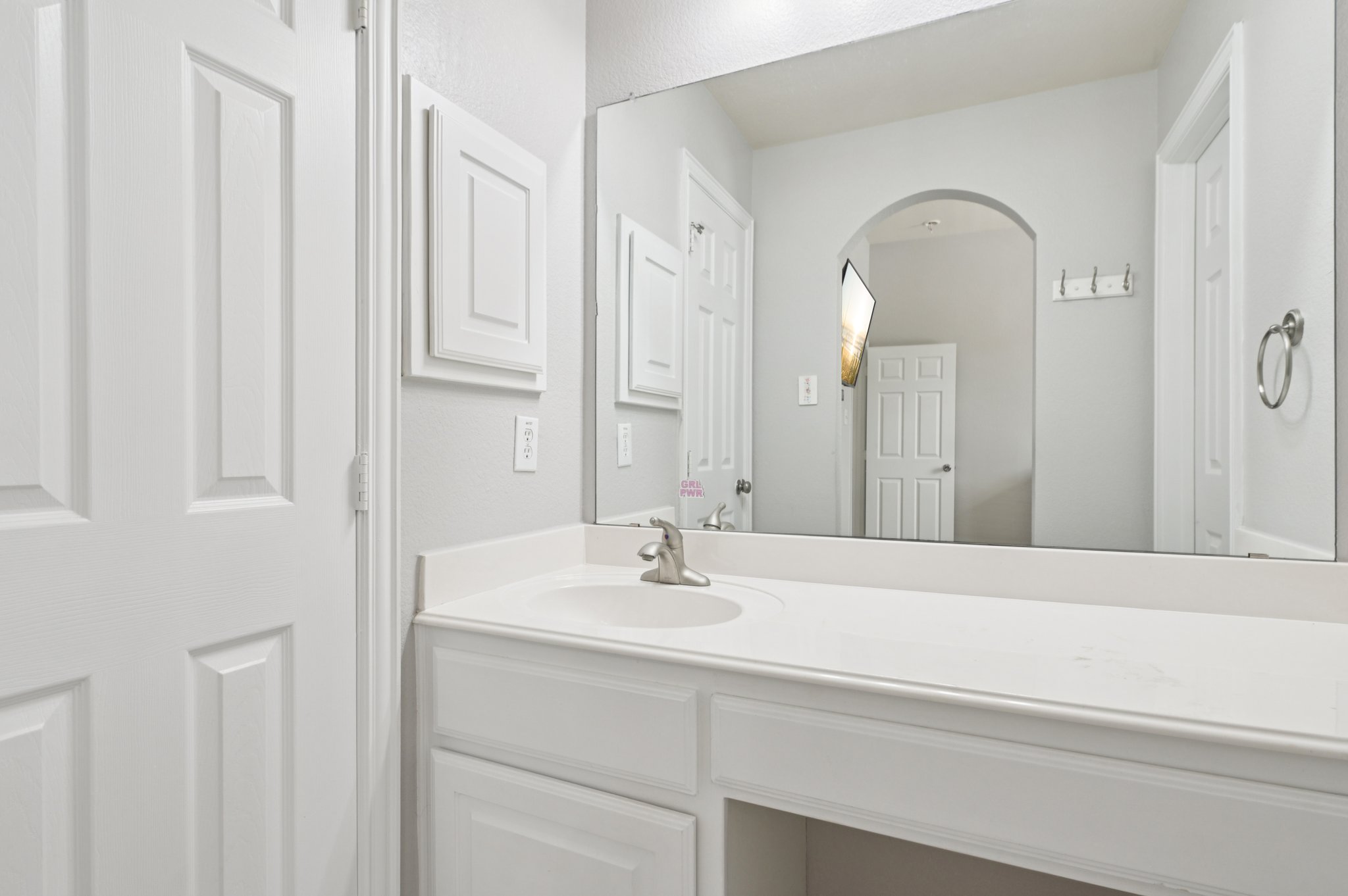 Fleming Dr-2106-032.jpg