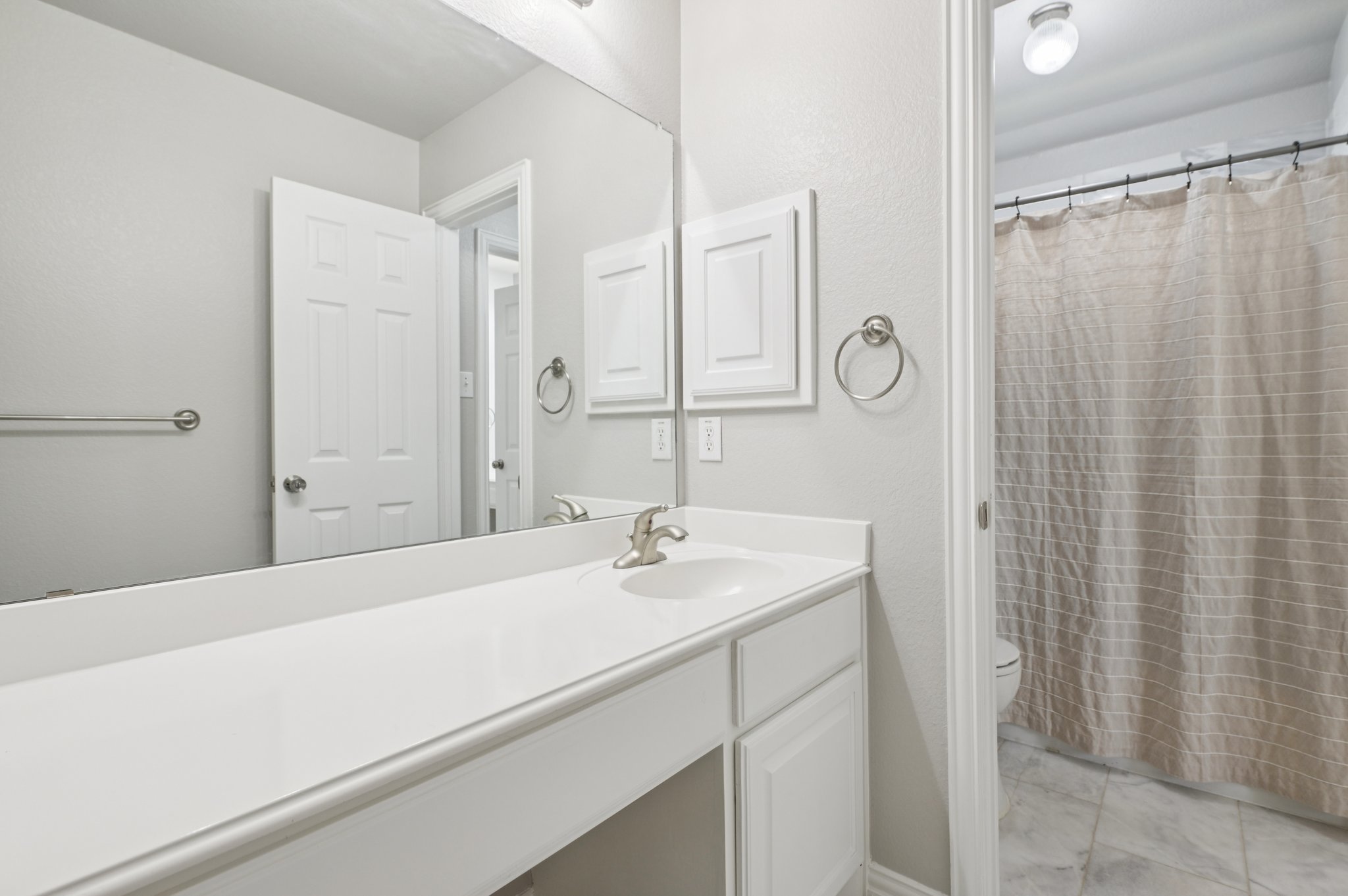 Fleming Dr-2106-033.jpg
