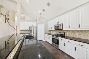 Fleming Dr-2106-010.jpg