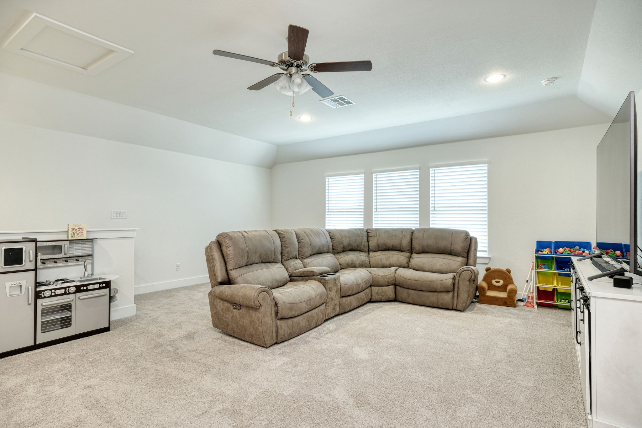 Loft/Game Room