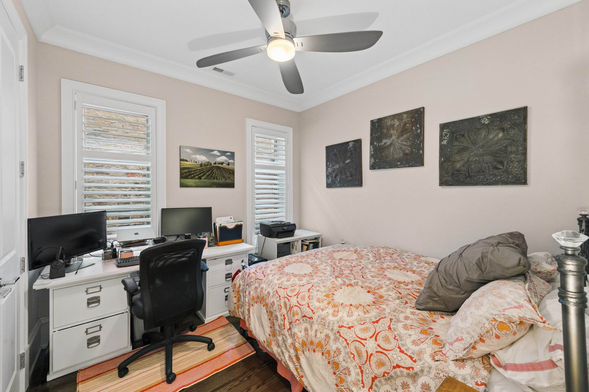 1909 N Bissell St 2_024.jpg