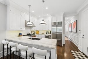 1909 N Bissell St 2_020.jpg