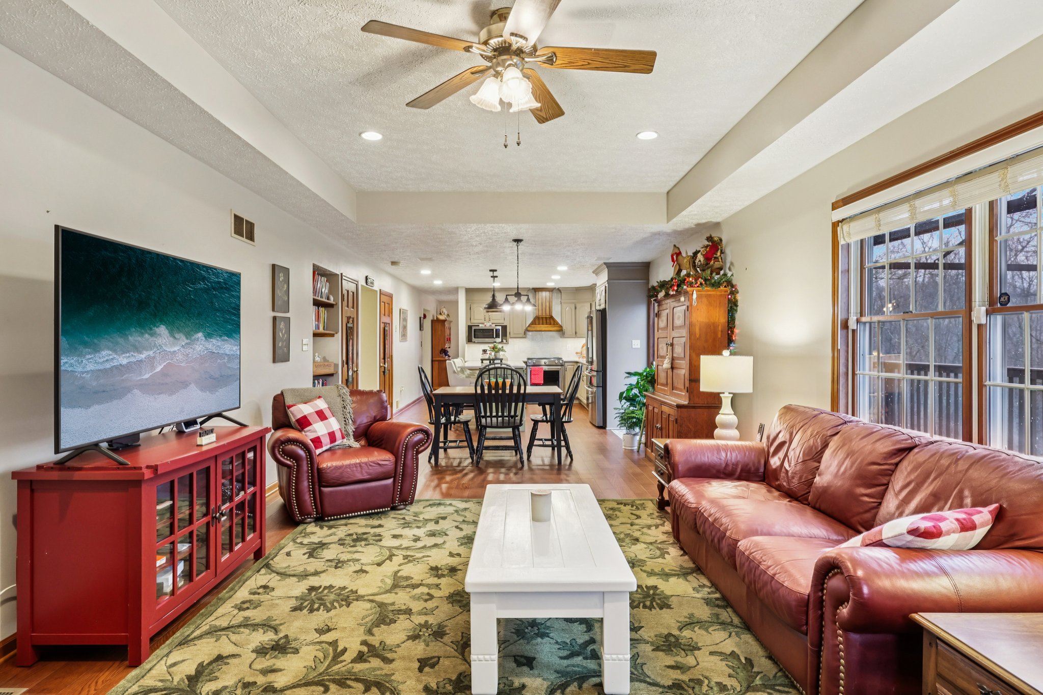 Castile Ridge Rd-S2012-017.jpg