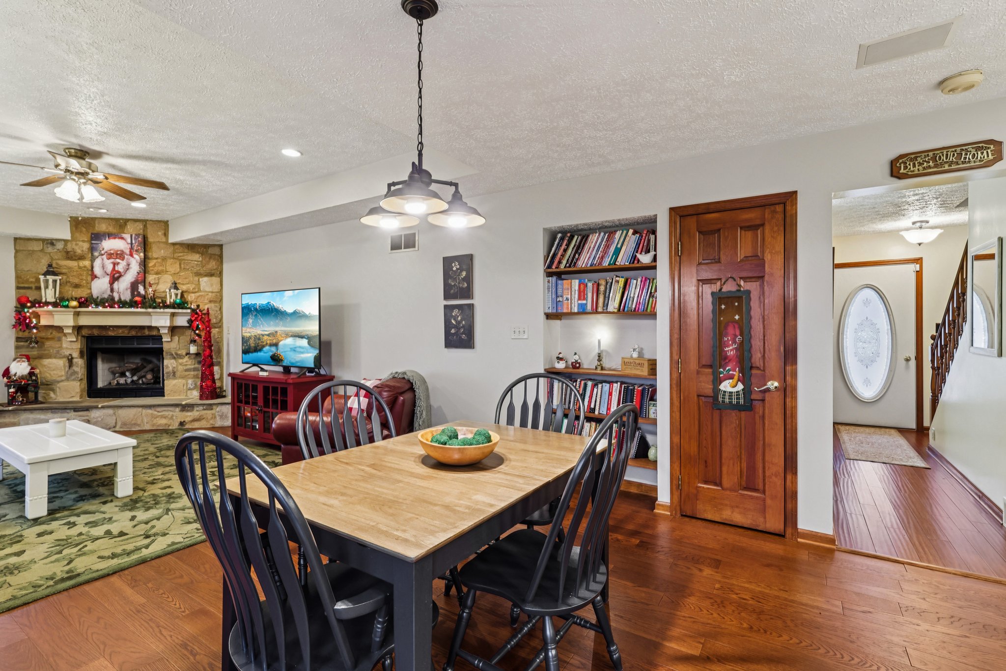 Castile Ridge Rd-S2012-023.jpg