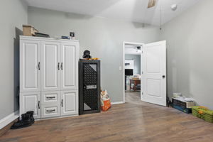  Photo 27